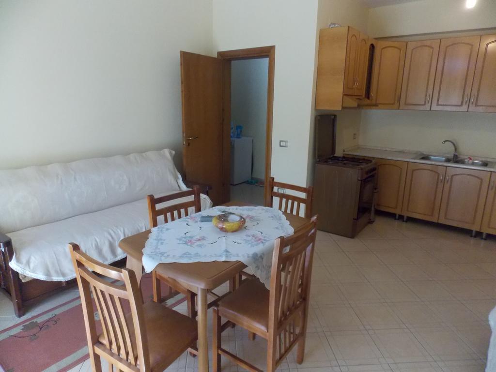 Elis Apartment Vlore Exterior photo
